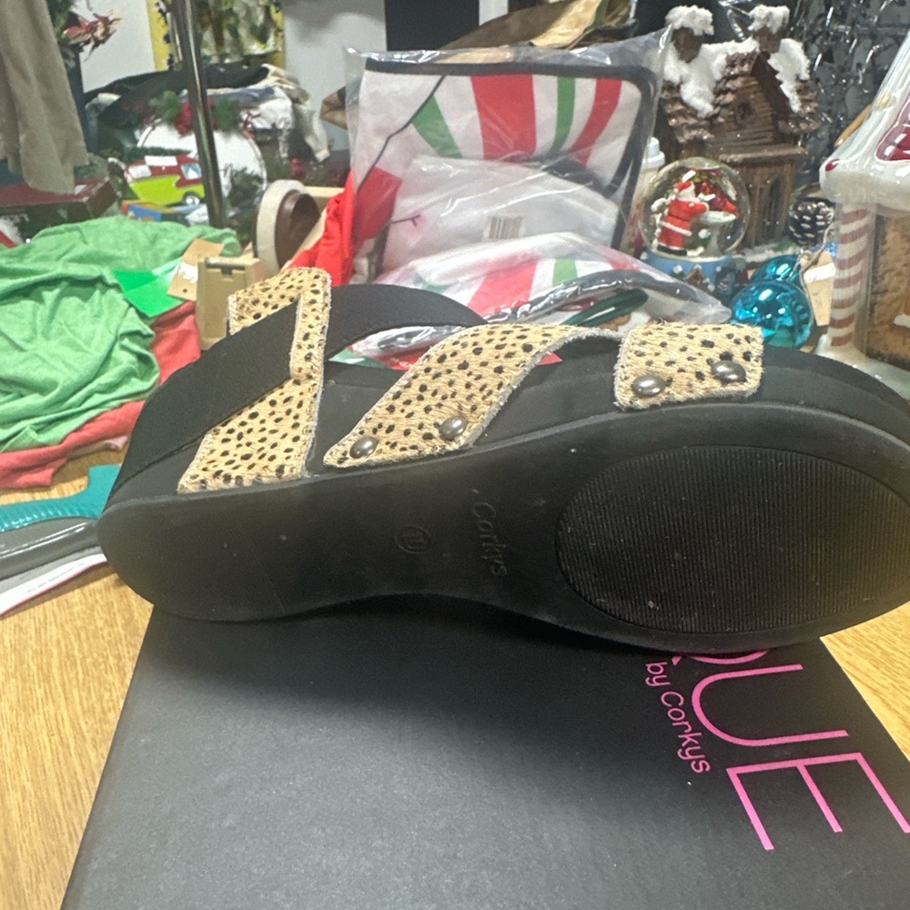 Corkys Women's Black and Tan Boutique Sandals - Picture 3 of 3